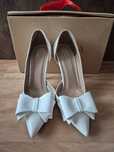 Vand pantofi de mireasa marimea 37