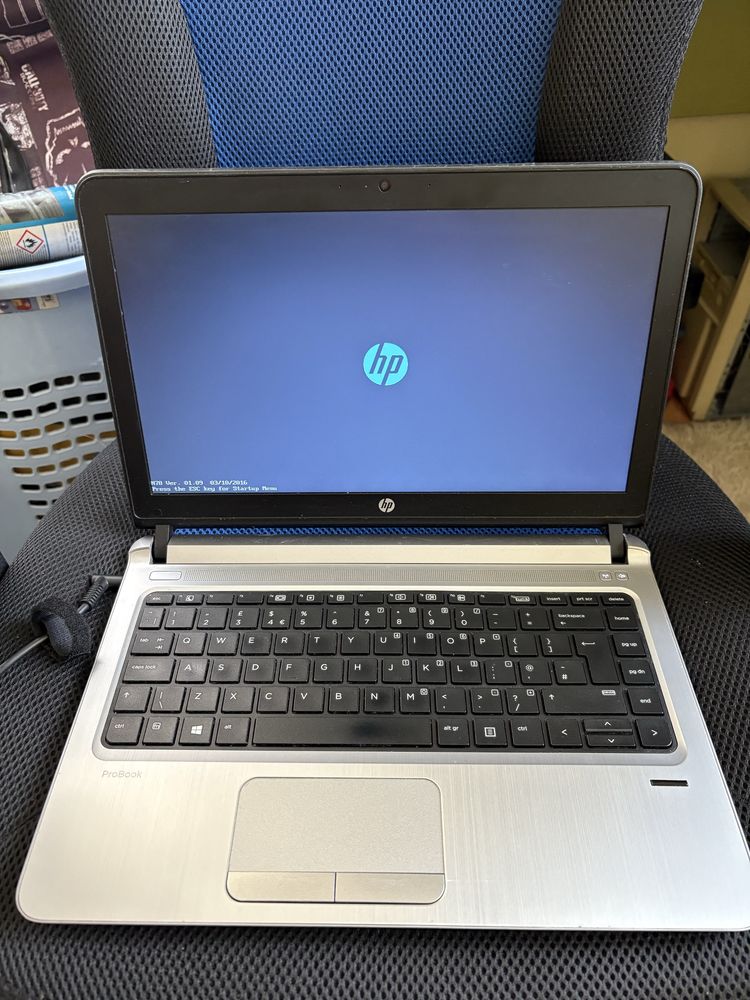 Лаптоп HP - i5 6200u / 8 tam / ssd