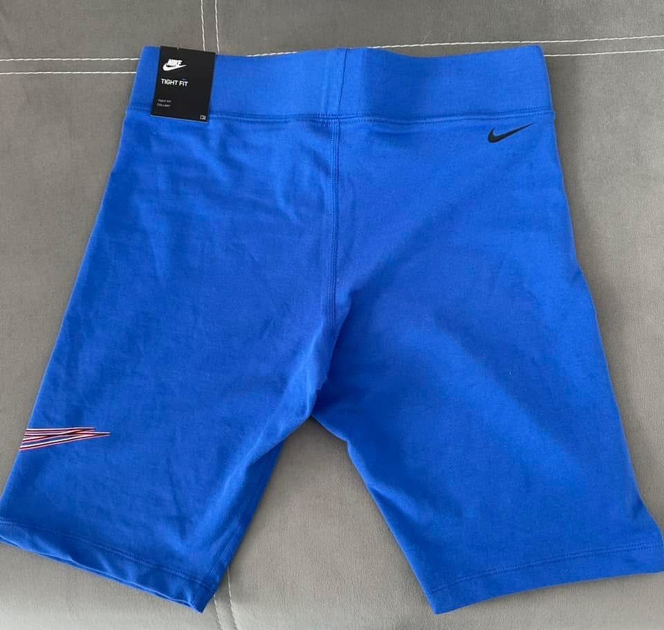 Клин Nike нов с етикет размер М