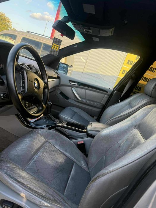 BMW X5 3.0I 2000г.