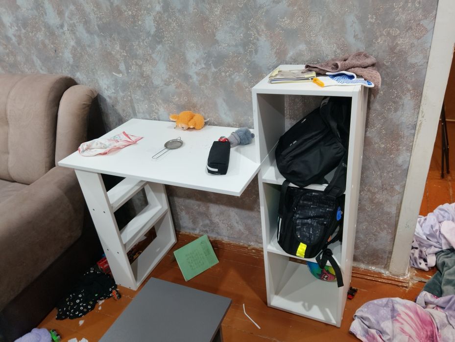 Продам срочно парту