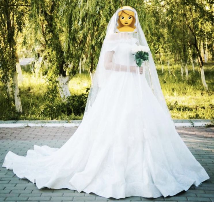 Свадебное платье