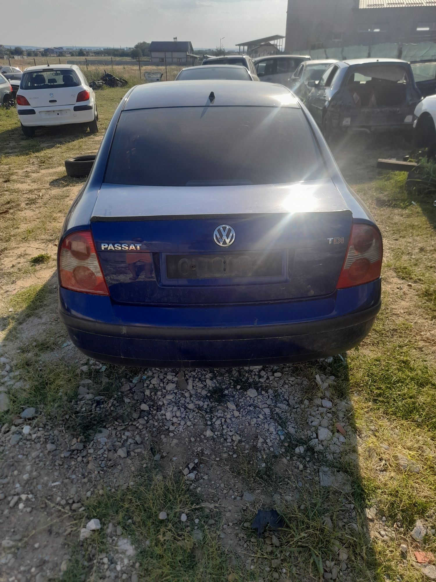 Dezmembrez vw Passat b5.5 1.9 tdi