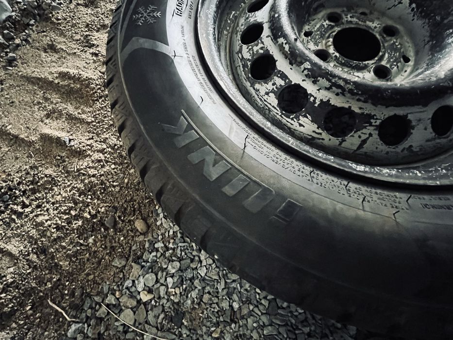 Продам шины с дисками