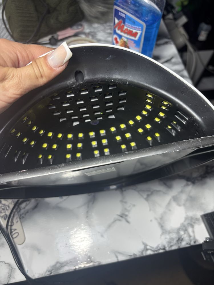 Lampa UV unghii functionala