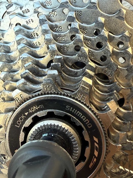 Roti cursiera DT Swiss 350 + DT Swiss R460, GP 5000, Shimano 105 11-32