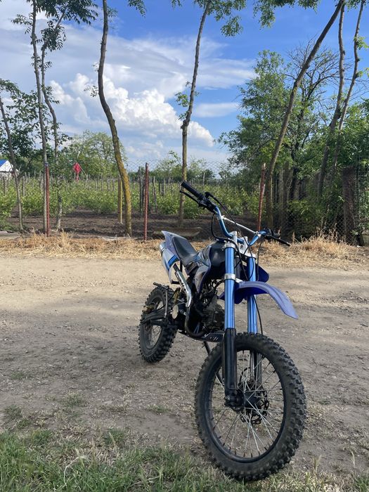 Vand cross 125 impecabil refacut tot nou