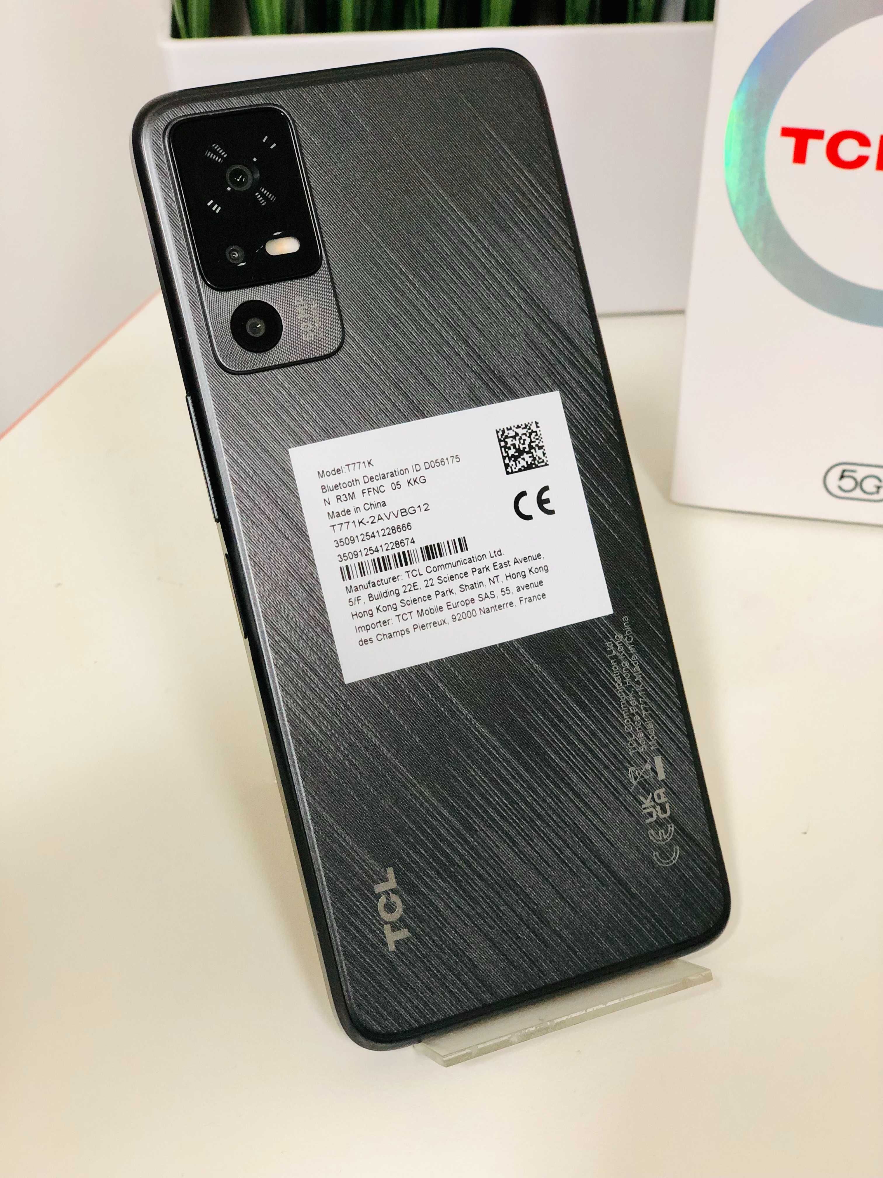 ЧИСТО НОВ !!! TCL 40R 5G, 4GB RAM, 64GB, Starlight Black