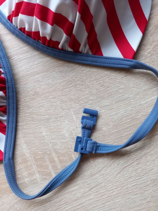 Sutien pentru plajă  mărimea  M