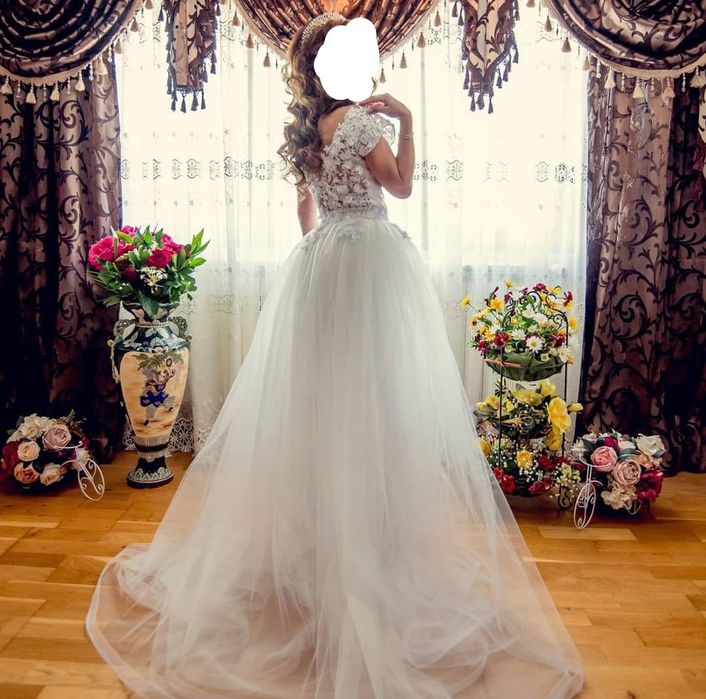 Vând rochie de mireasă