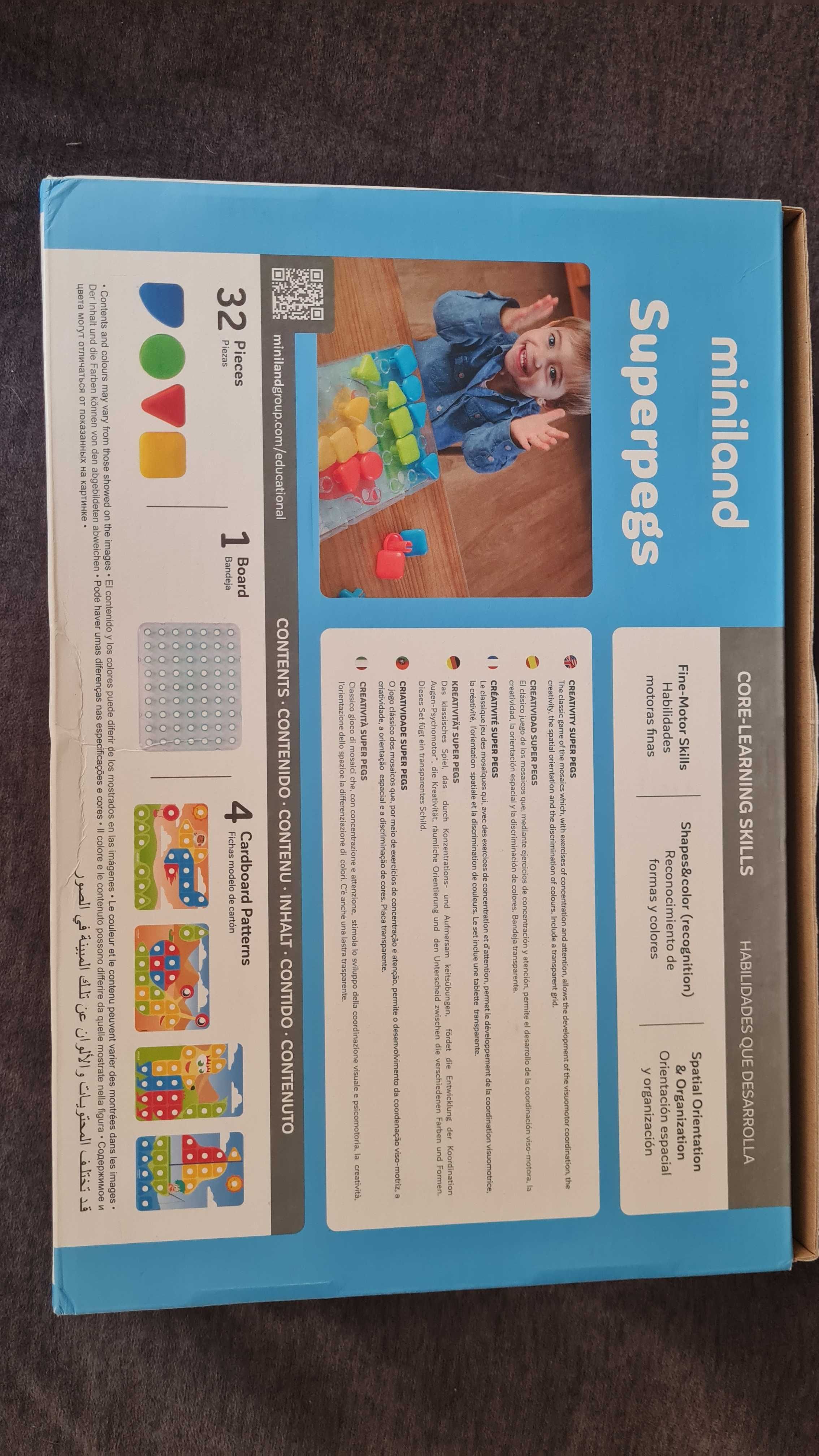 Детска мозайка с големи части Miniland Superpegs