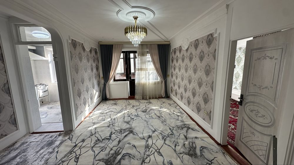 Срочно Вокзалдан 2 хоналик квартира сотилади Бозор ёнида