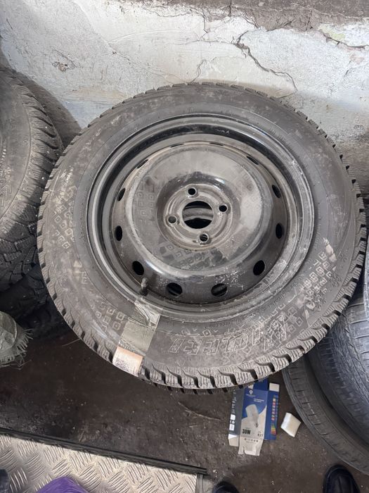 Диски с шинами  р15  Кйа Рйо  Акцент