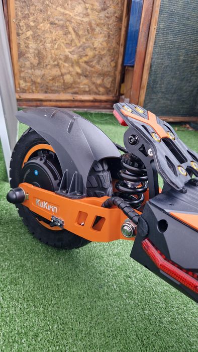 Електрическа тротинетка Kukirin G2 MAX 1000w 20AH скутер Кукирин