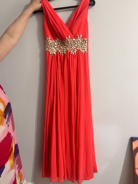 Продам вечернее платье,  42-44 размер.