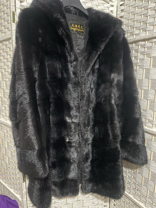 Шуба норковая М-ка поперечка черная