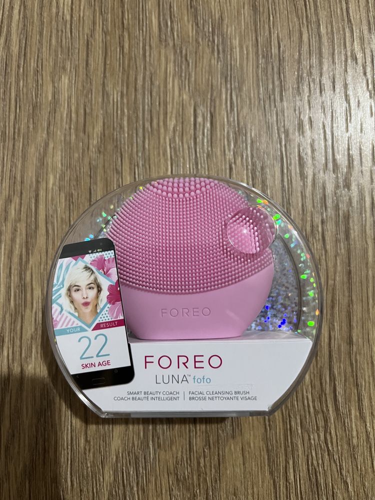 Foreo Luna Fofo Smart Facial Cleansing Brush Pearl Pink