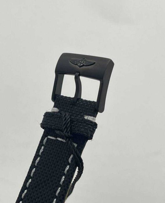 Breitling Avenger Chronograph 45 Night Mission V13317101B1X2