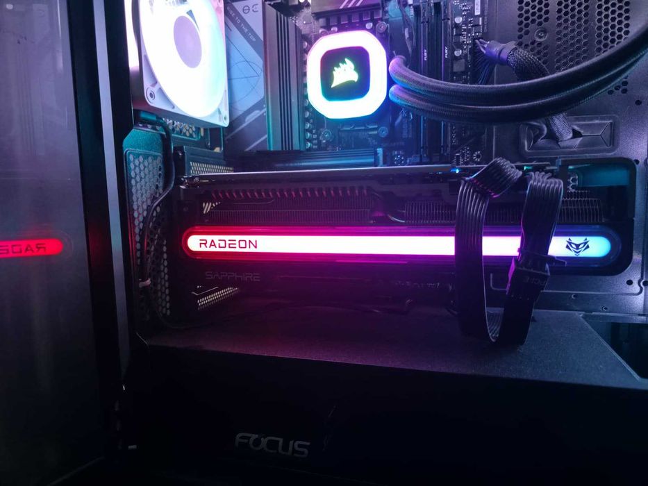 Placa video SAPPHIRE NITRO+ AMD Radeon RX 7900 XT