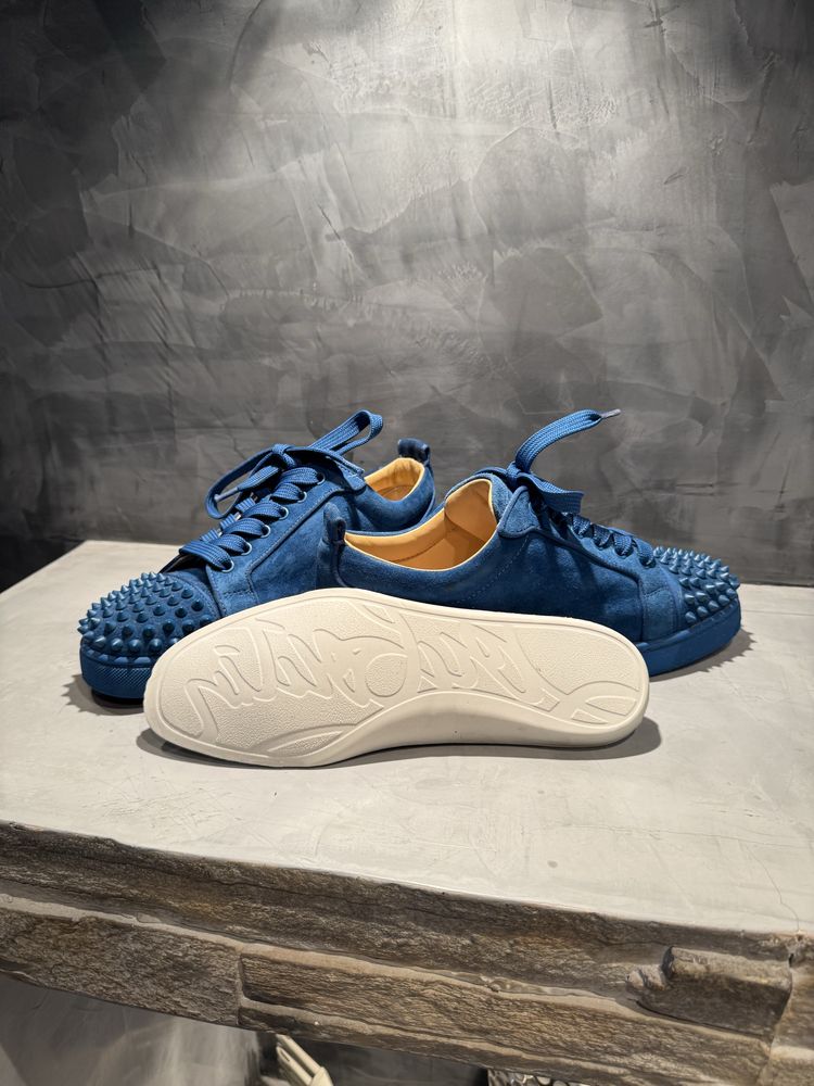 КАТО НОВИ Louboutin обувки 100% оригинални