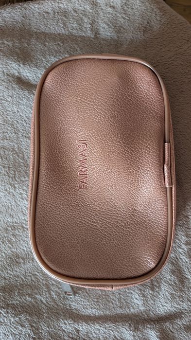 Set cosmetice Farmasi Her Passion