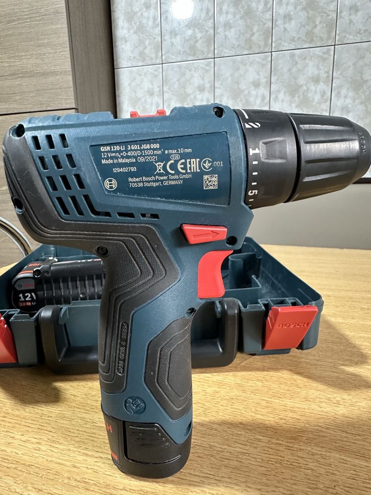 Bosch GSR 120 LI professional cu 4 acumulatori