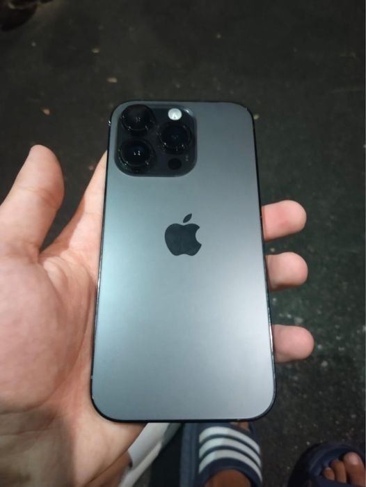 Iphone 14 pro в идеальном сост