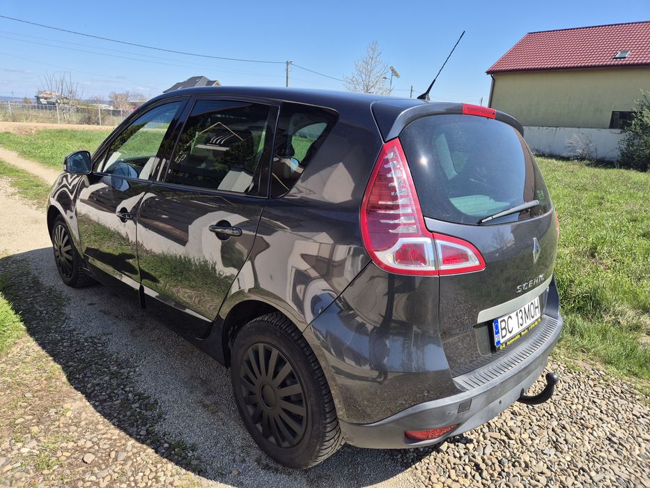 Vand/ schimb Renault Scenic 1.5 diesel 110 cp euro 5 model 2012