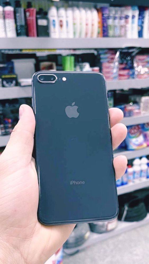 America iphone 8+ LLA karopka document obmen bor ayfon bilan