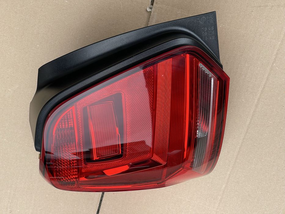 Оригинален ляв стоп VW Polo V 2014/17