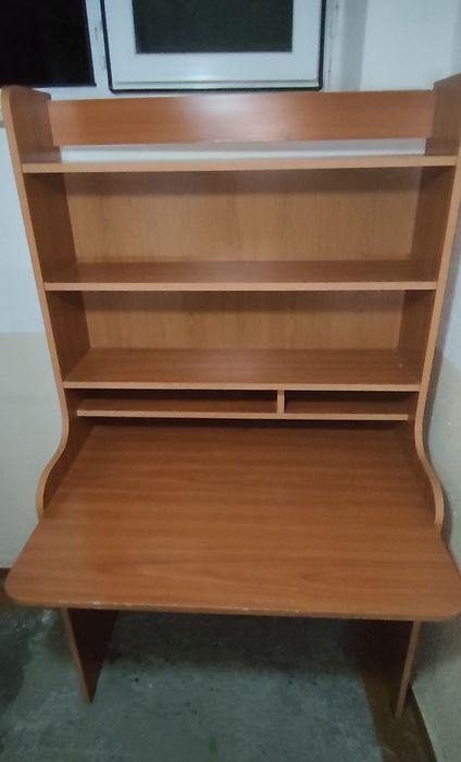 Компьютерный стол / Парта