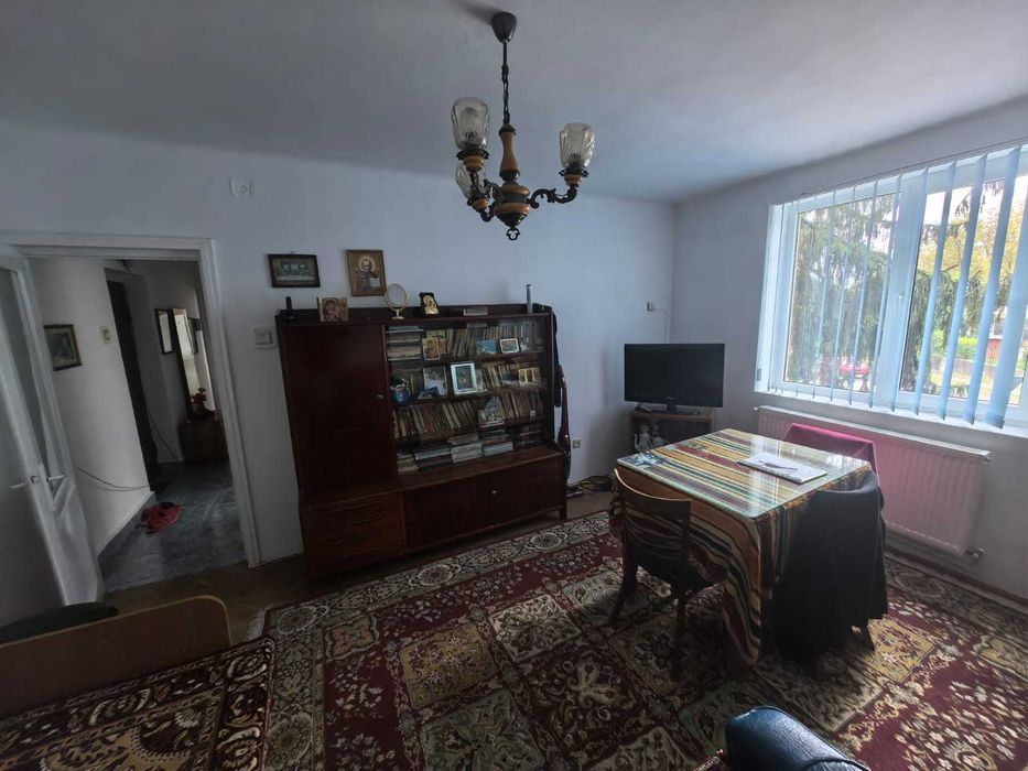 Apartament 2 camere de vanzare, central!!