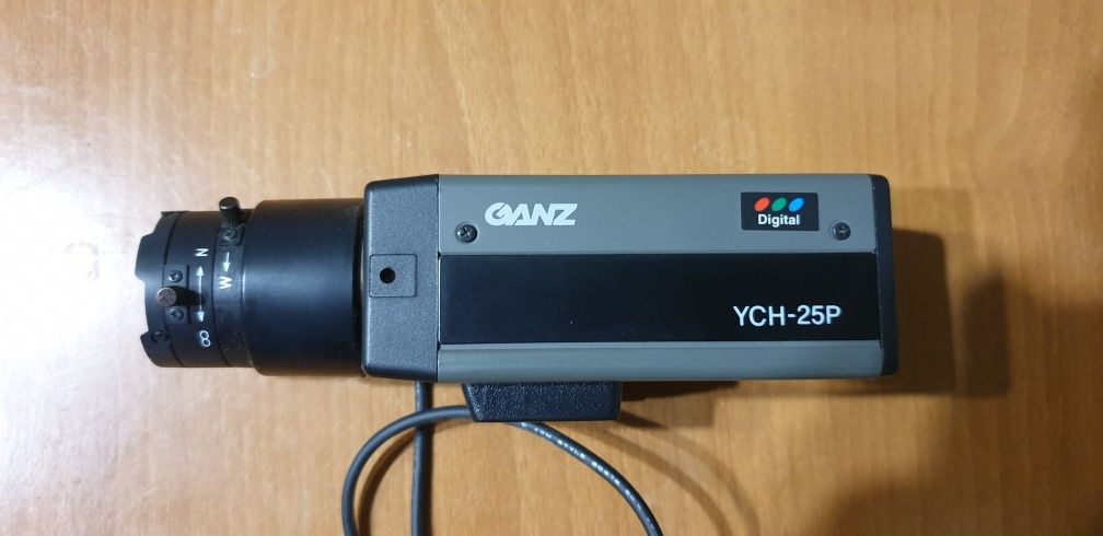 Продам цифровую видеокамеру GANZ,цветная с варифокальным обьективом