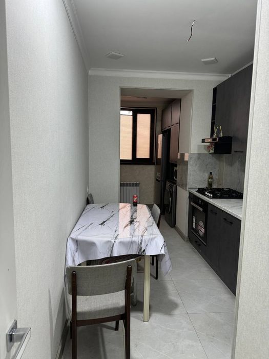 Продам 2/2/4 Бадамзар 77 серия