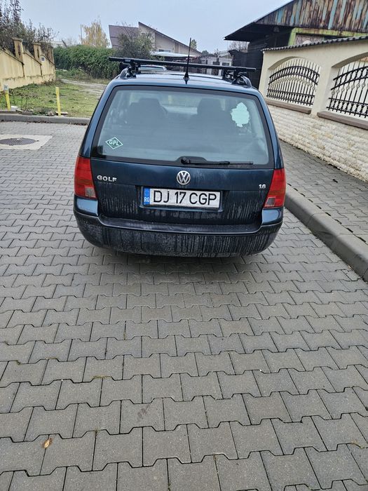 Volkswagen Golf 4 avariat