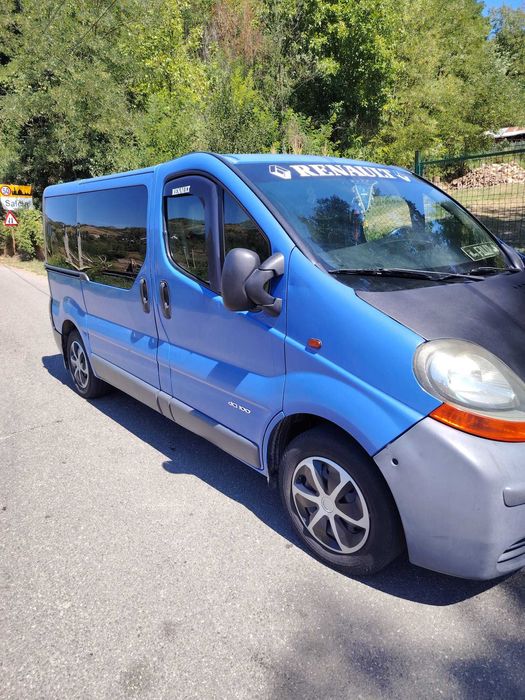 Vand renault  trafic 2004 8+1