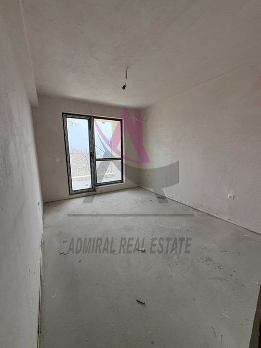 Продава се Двустаен апартамент в Варна, Бриз - 66 кв.м за 2500 €/кв.м - Снимка #1