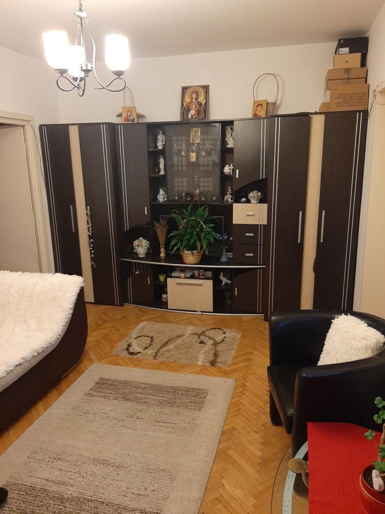 Apartament 2 camere mobilat utilat