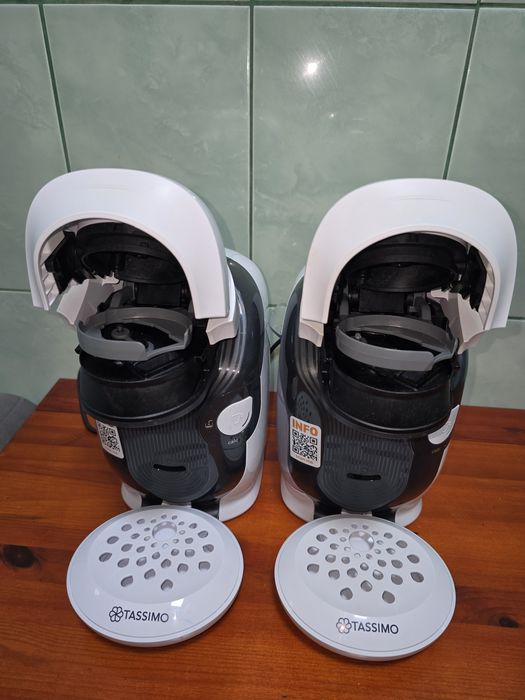 Vând 2 aparate de cafea Bosh cu capsule