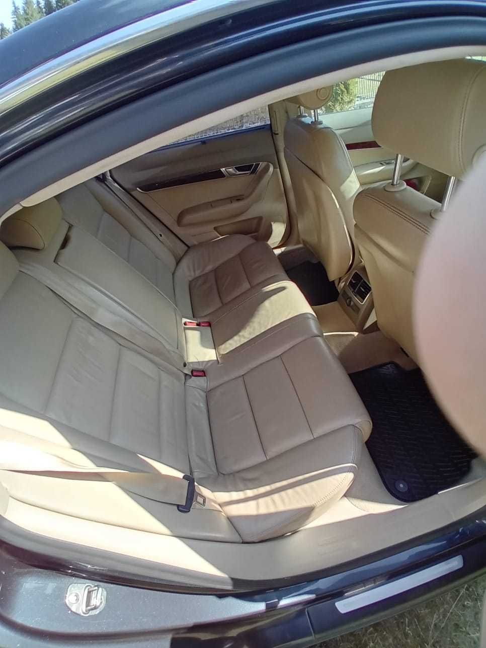 Audi A6 Quattro se vinde