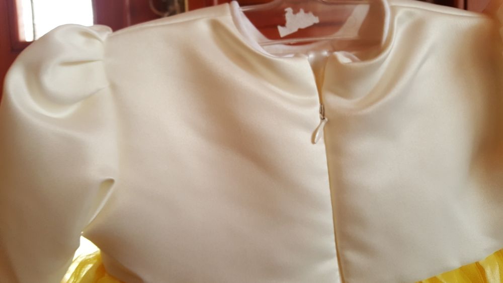 Rochița botez nouă, ivory cu galben, cu pantalonasi