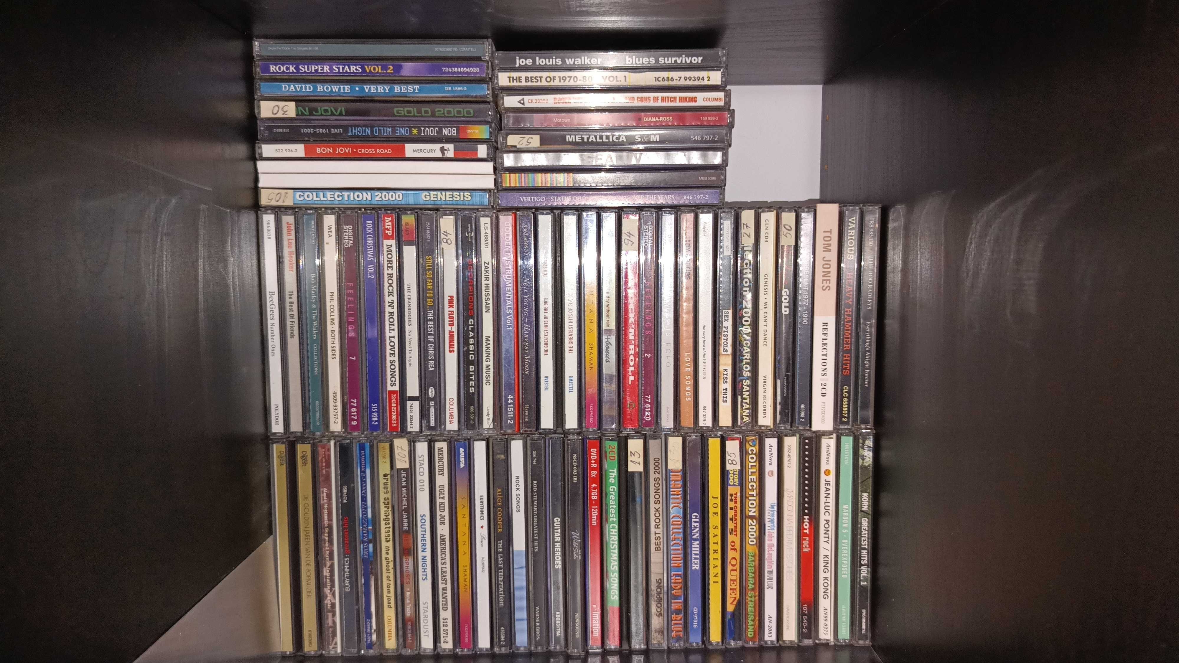 CD-uri diverse genuri muzicale