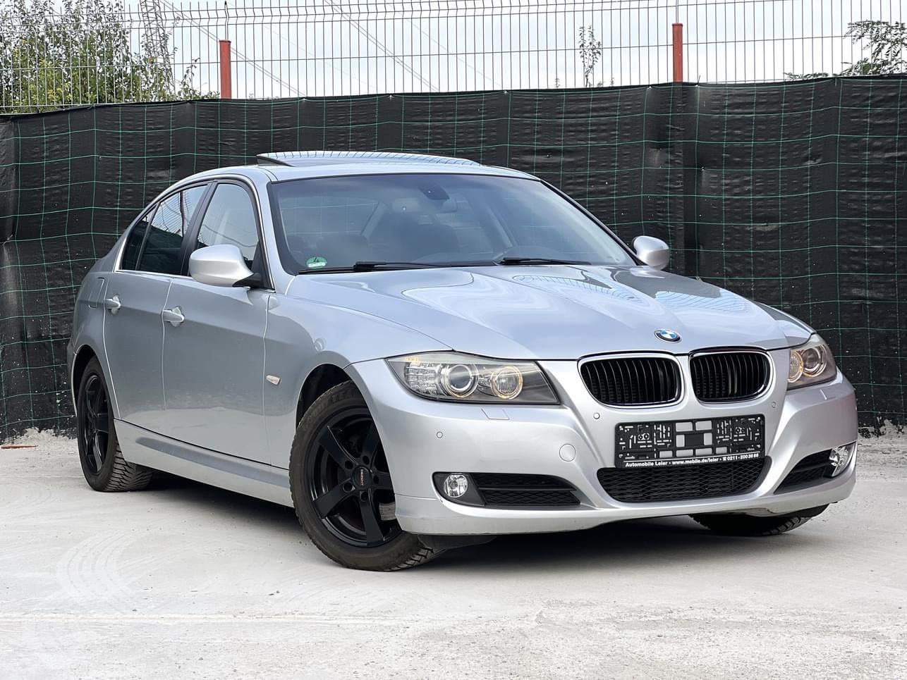 BMW e90 LCI  153600