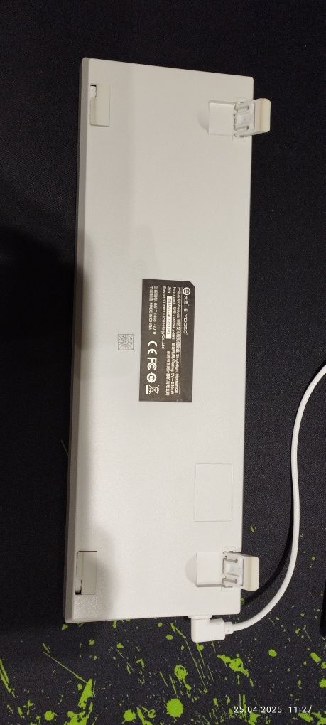 Продаётся E-yooso Z686 механическая  клавиатура