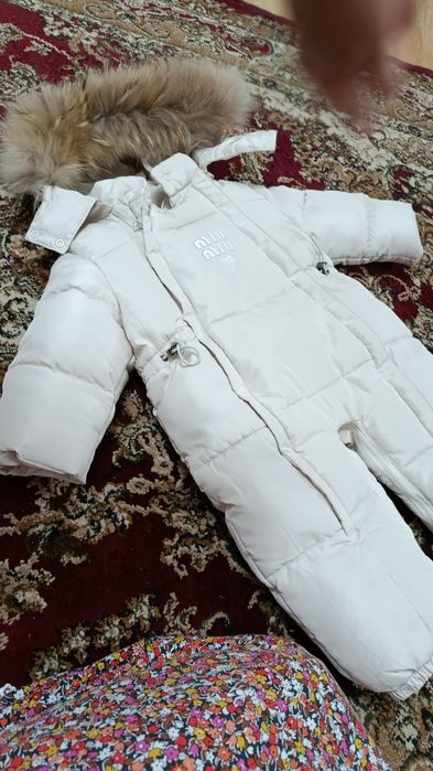 Продам комбинезон зимний