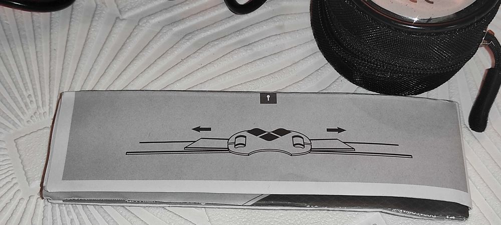 - 
ochelari inot 
ARENA PURE MIRROR  RACING