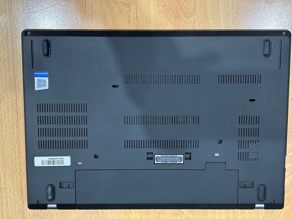 Като нов! Лаптоп Lenovo ThinkPad Т470 i5/8GB/256GB с 3 мес. гаранция!