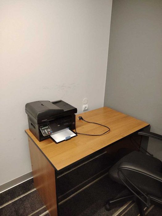 Офисный стол без ящиков