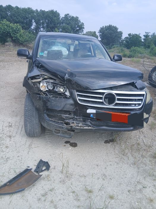 Vând volkswagenTuareg 2,5