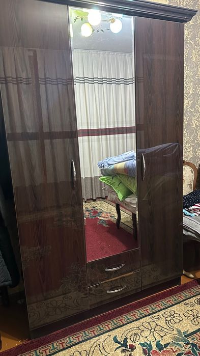 Шкаф (в Ташкенте )
